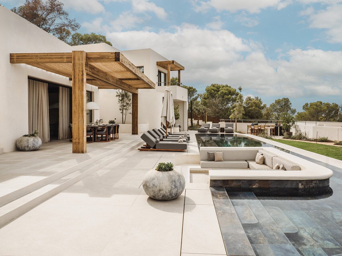 Pool terrace and sunken lounge