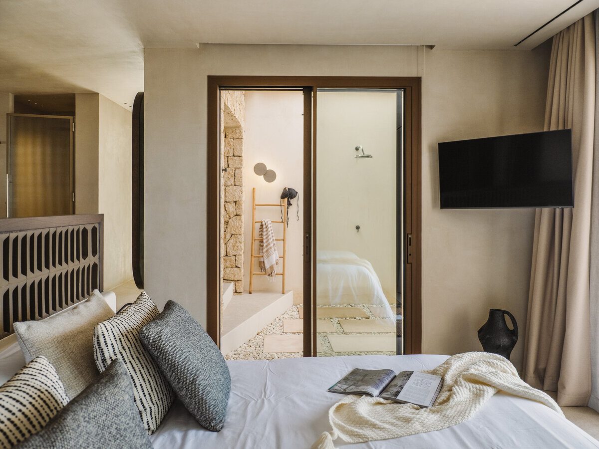 Suite with terrace doors